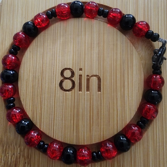 Red and Black Beaded Bracelet And Earring Set - Picture 2 of 11